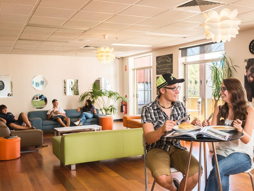 Yha Hostel Adelaide
