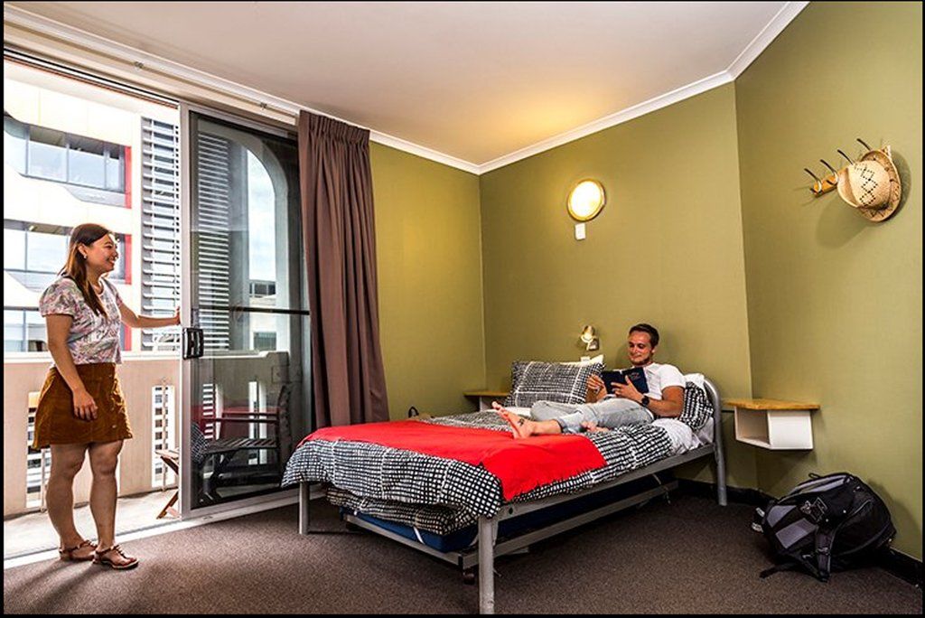 Yha * Adelaide